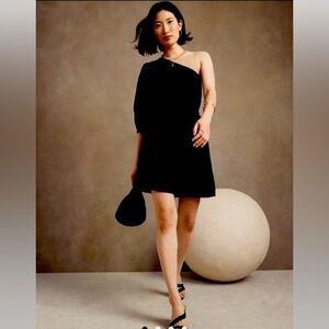 NWT Banana Republic One Shoulder dress Size S